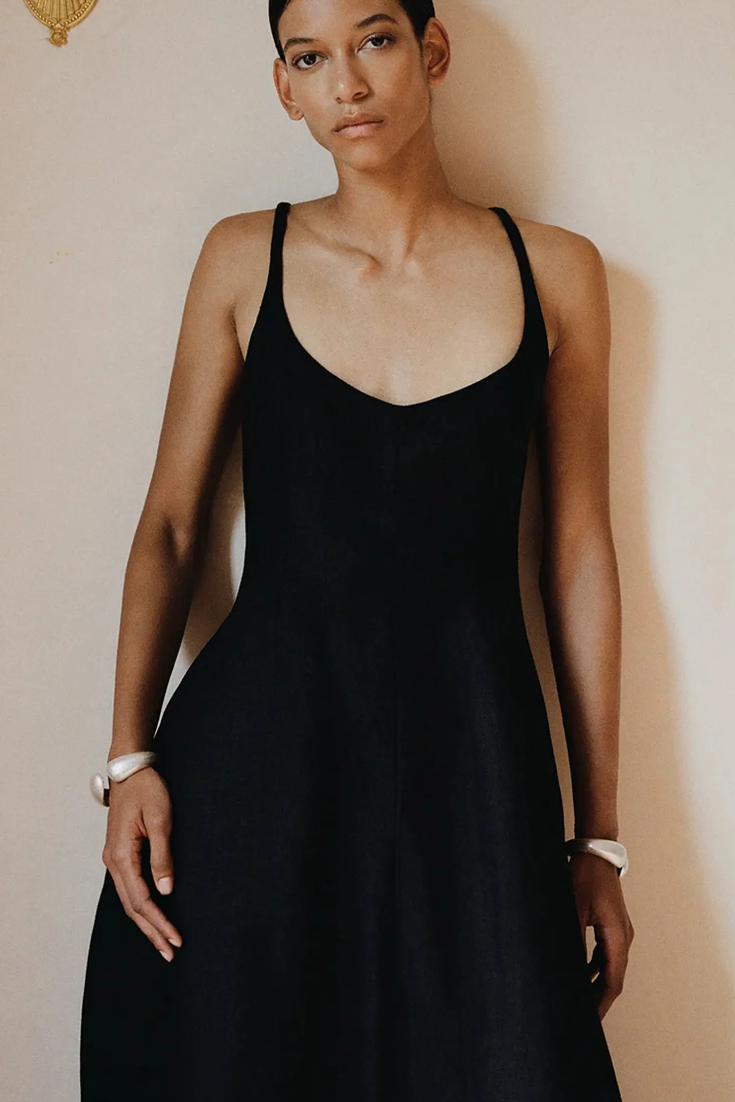 Store FAITHFULL THE BRAND SANNE MIDI DRESS Black